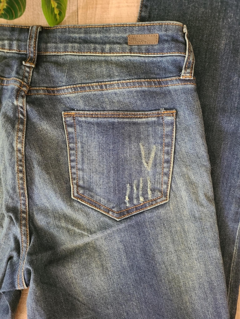 Kut from the Kloth Reese Ankle Straight Leg Size 10 - Picture 11 of 16